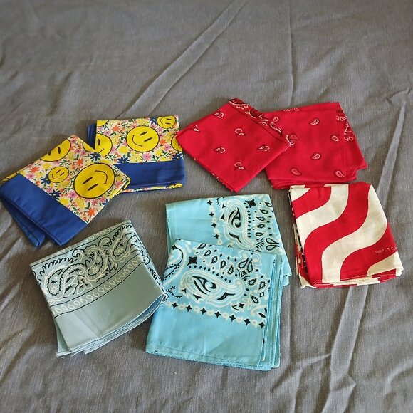 Bandana Flag & Flower design x 8  New - Picture 1 of 7